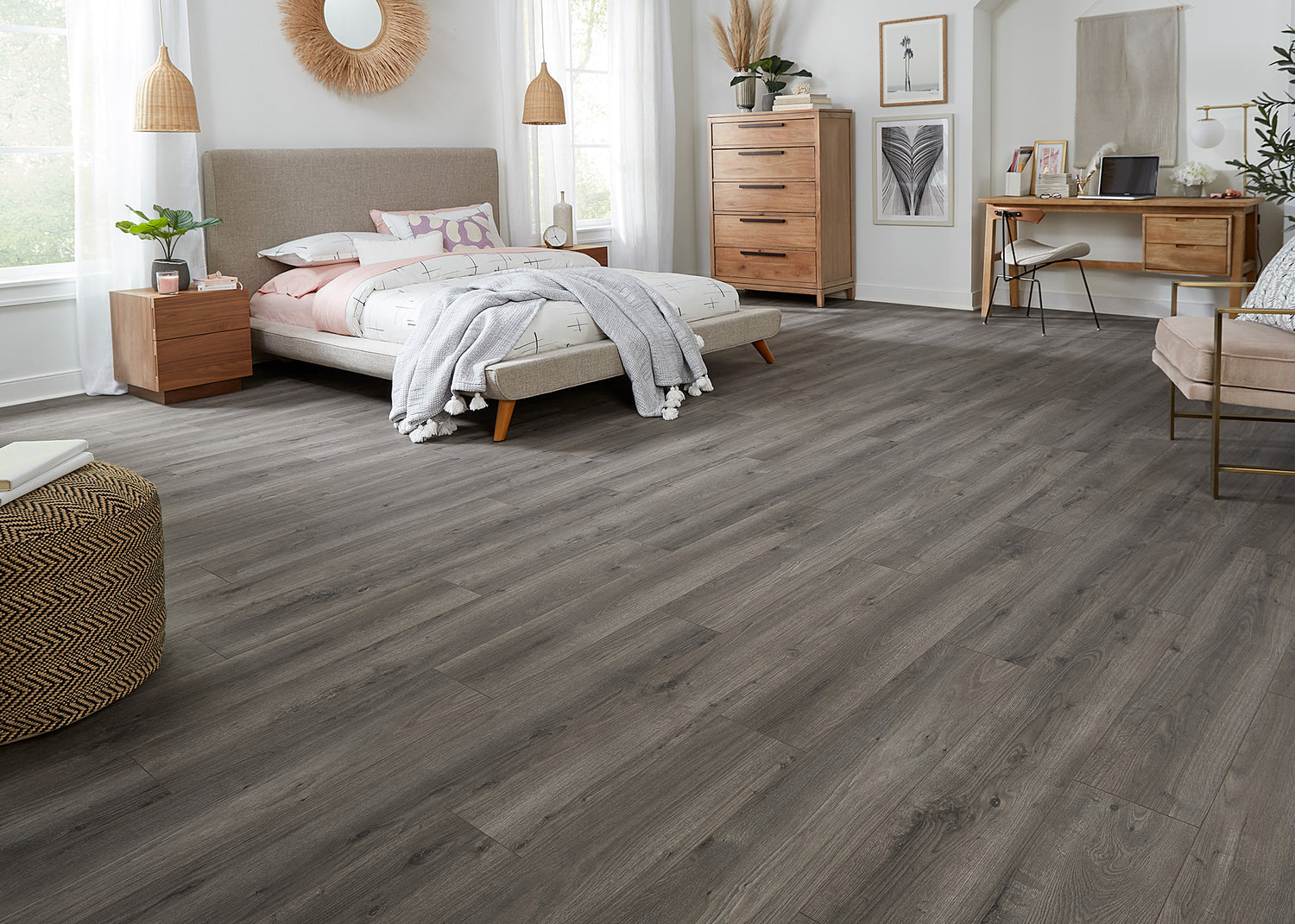 8mm Pewter Oak Laminate Flooring 7.64 in. Wide x 50.63 in. Long