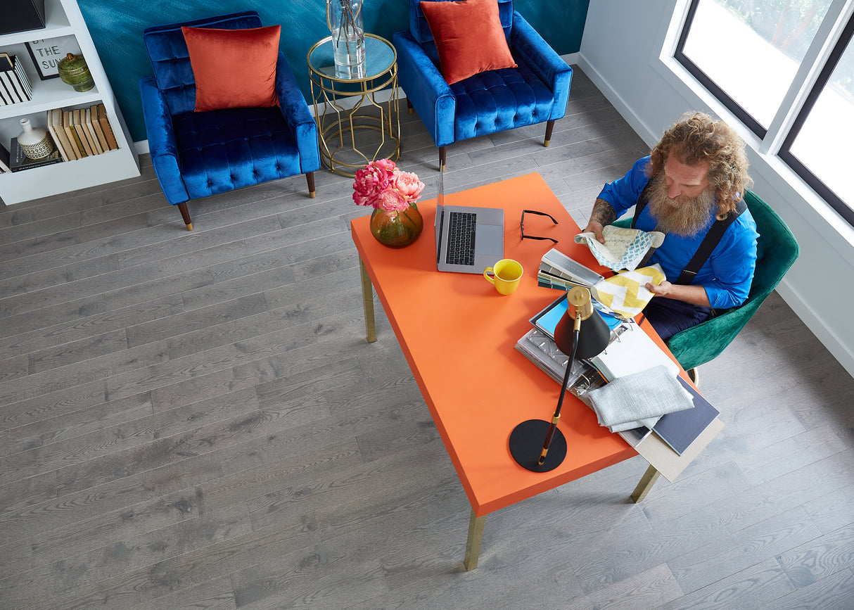 3/4 in. Vineyard Haven Oak Distressed Prefinished Solid Hardwood Flooring 5.25 in. Wide