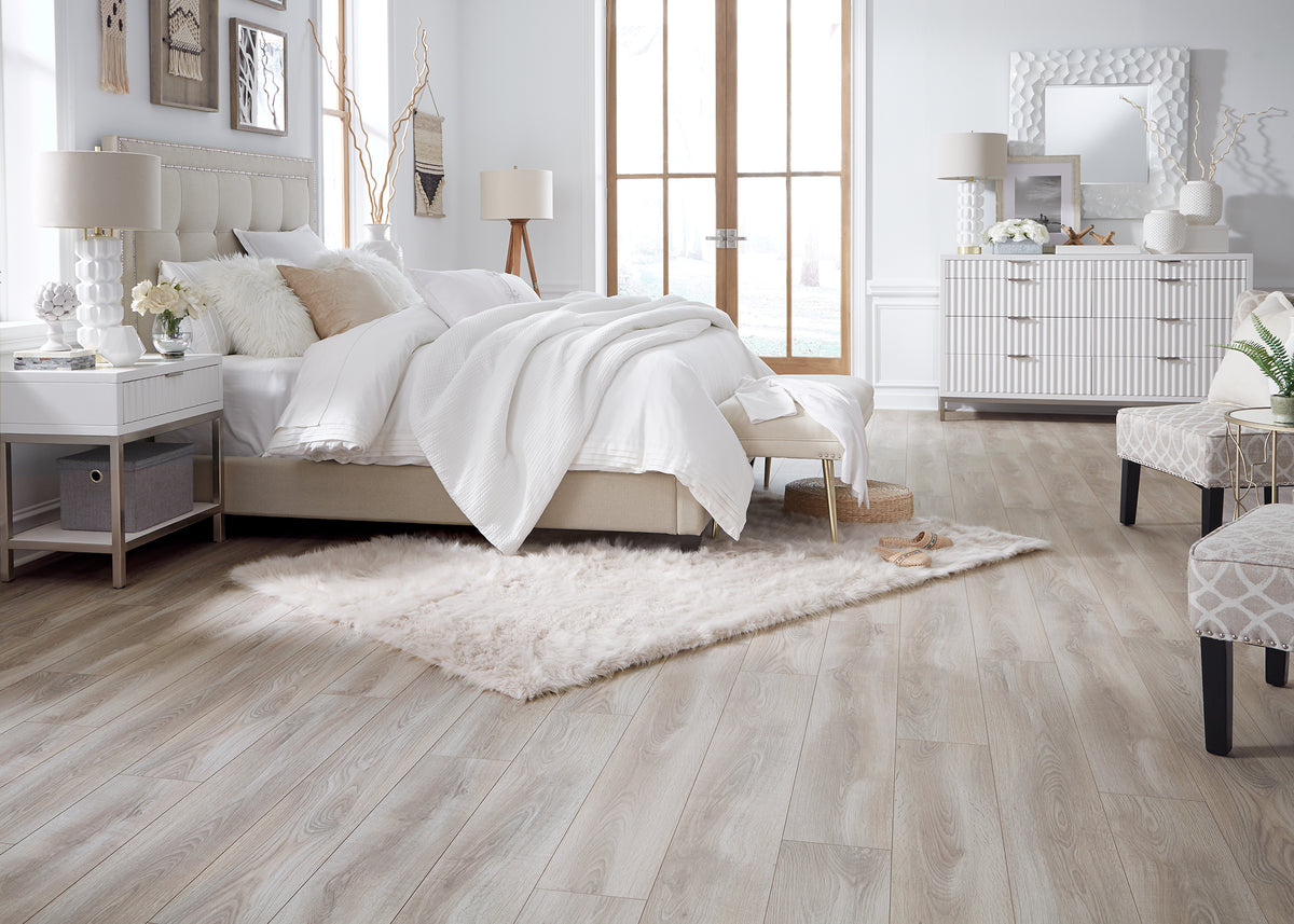 12mm w/ 2mm pad Delaware Bay Driftwood Laminate Flooring - Sample