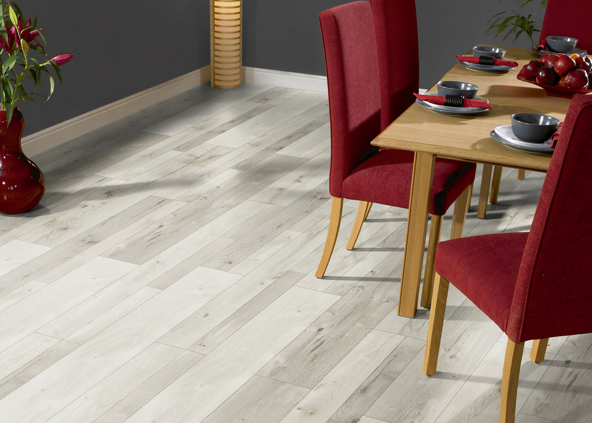 LAM Urban Frost Oak w Pad 10mm - Stack Out - 228.95 Sq. Ft.