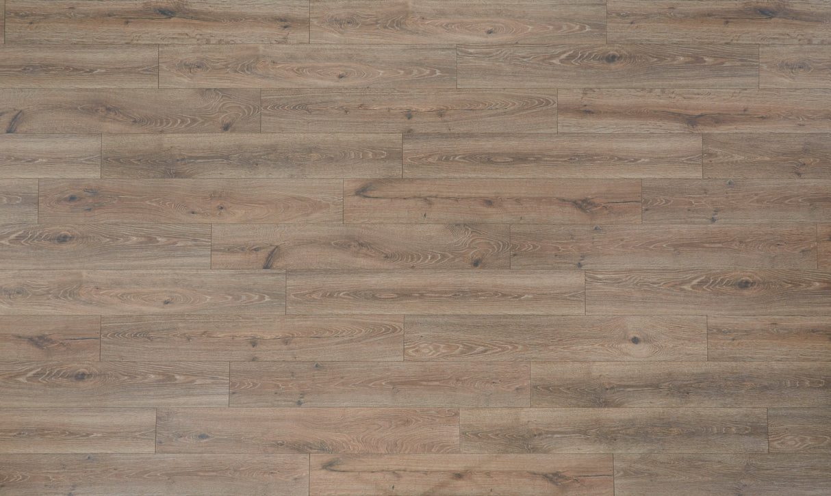9mm w/pad Sagrada Bridge Oak Water-Resistant Hybrid Resilient Flooring 7.6 in. Wide x 50.63 in. Long