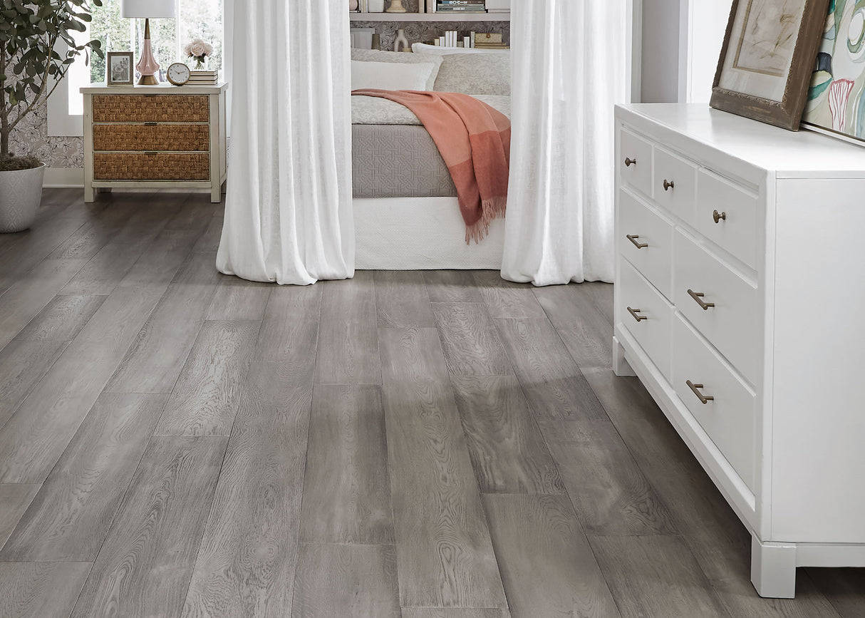 5/8 in. Captiva Beach White Oak Distressed Engineered Hardwood Flooring 9.5 in. Wide