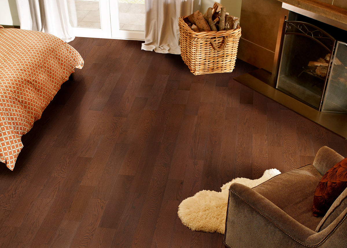 Bellwo Prefinished Engineered Hardwood Distressed Mt Shasta Red Oak 3/8" x 6.5" - Stack Out - 682.38 Sq. Ft.