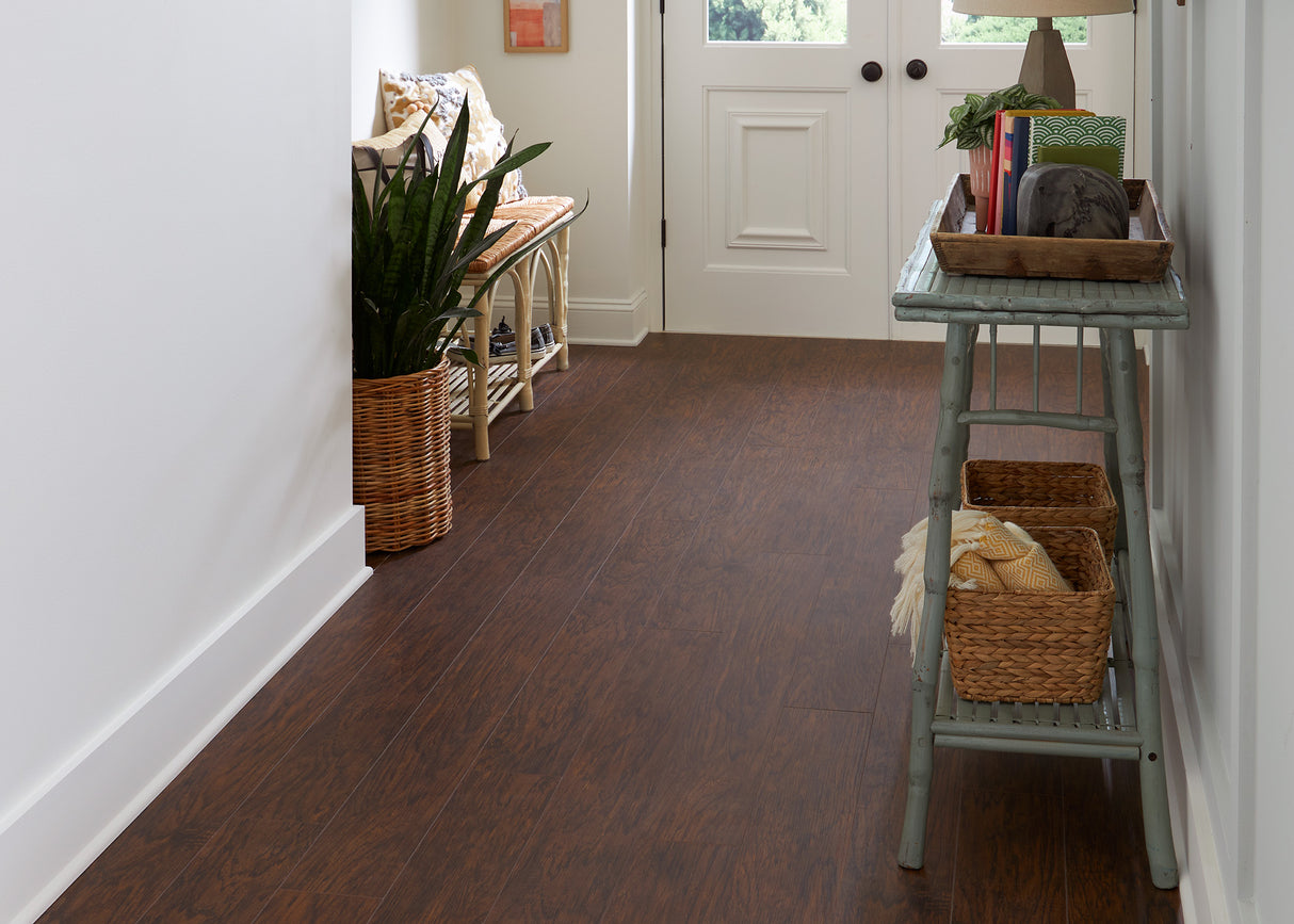 12mm Shoreline Hickory w/ pad Water-Resistant Laminate Flooring