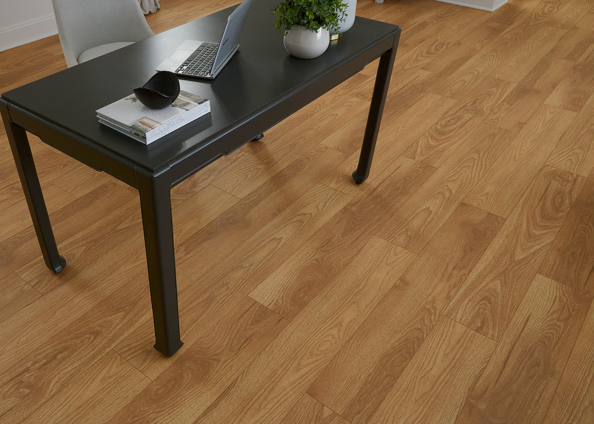 9mm w/pad Red Oak Water-Resistant Hybrid Resilient Flooring 7.56 in. Wide x 50.63 in. Long