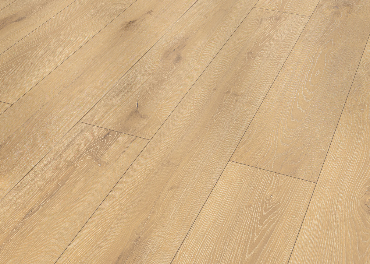9mm w/pad Lake Lager Oak Water-Resistant Hybrid Resilient Flooring 7.56 in. Wide x 50.63 in. Long