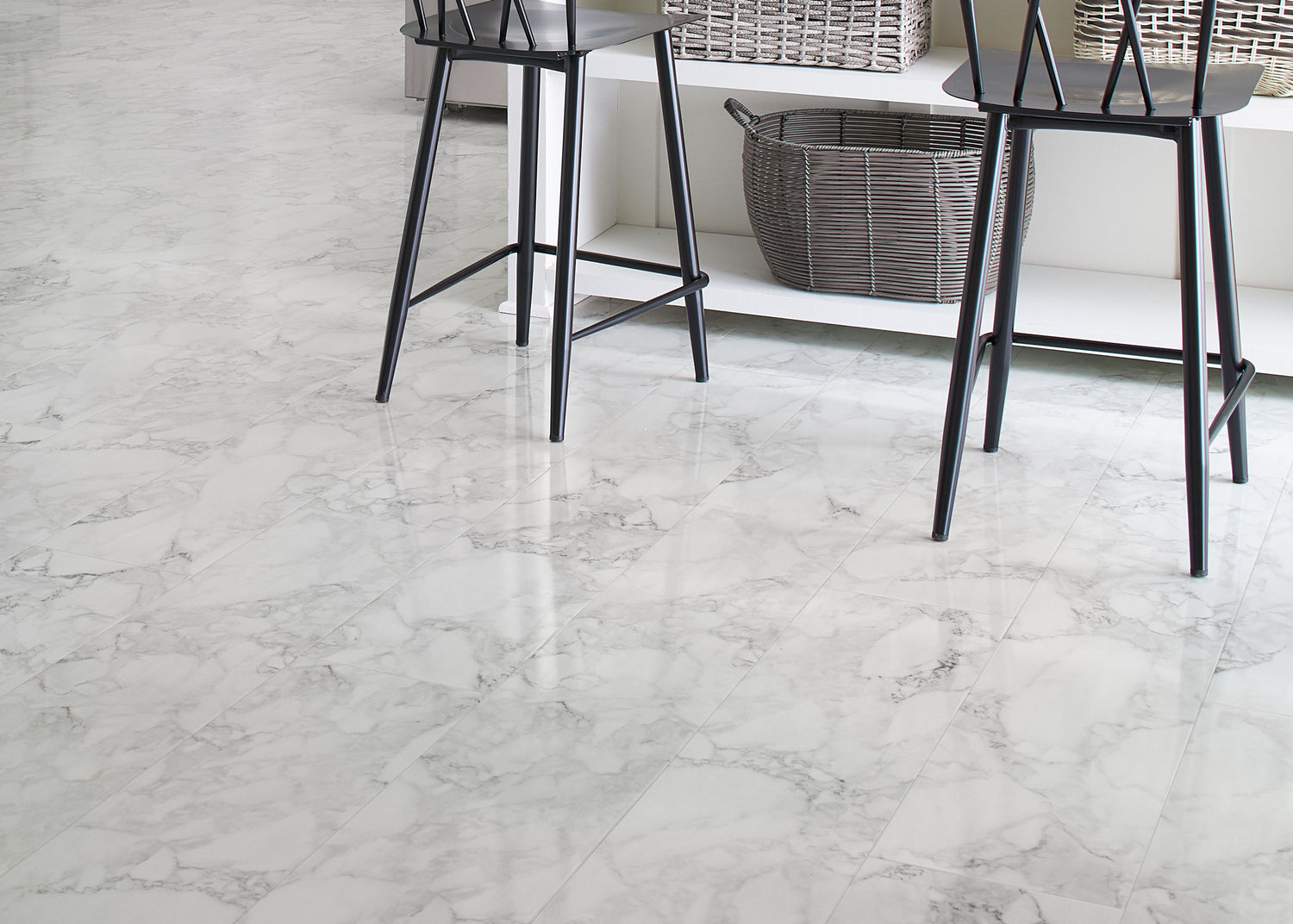 10mm Trevi Fountain Marble High Gloss Water-Resistant Laminate Flooring 9.6 in. Width x 54.4 in. Length