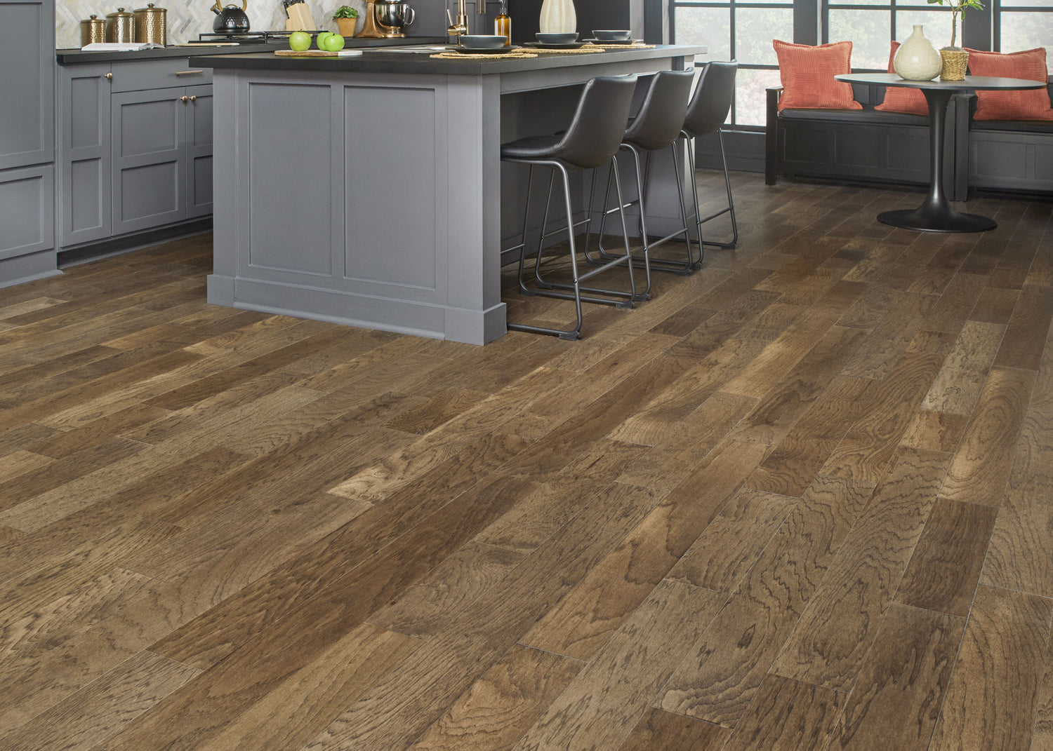 3/8 in. Shadow Valley Hickory Quick Click Prefinished Engineered Hardwood Flooring 5.38 in. Wide