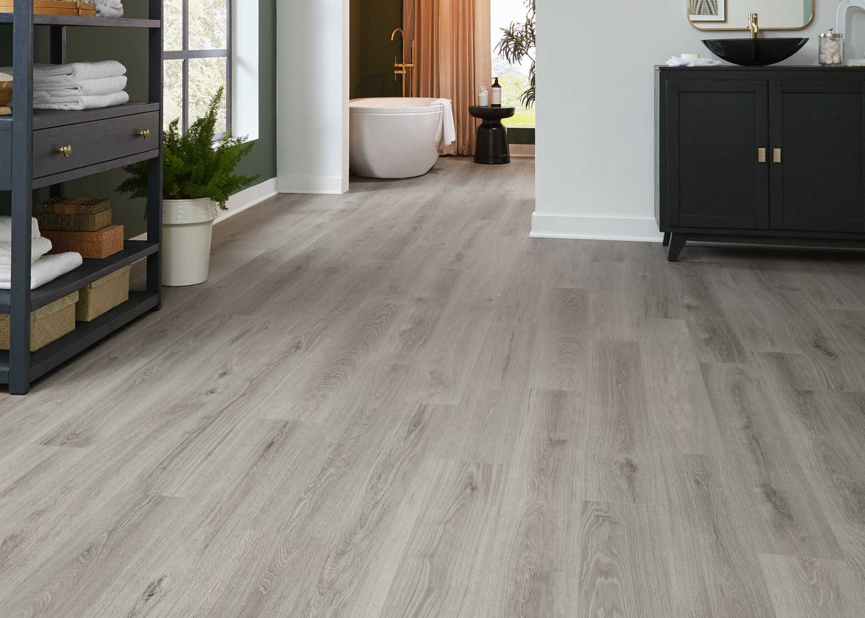 8mm w/pad Moonflower Bay Oak Water-Resistant Hybrid Resilient Flooring 6.97 in. Wide x 50.79 in. Long