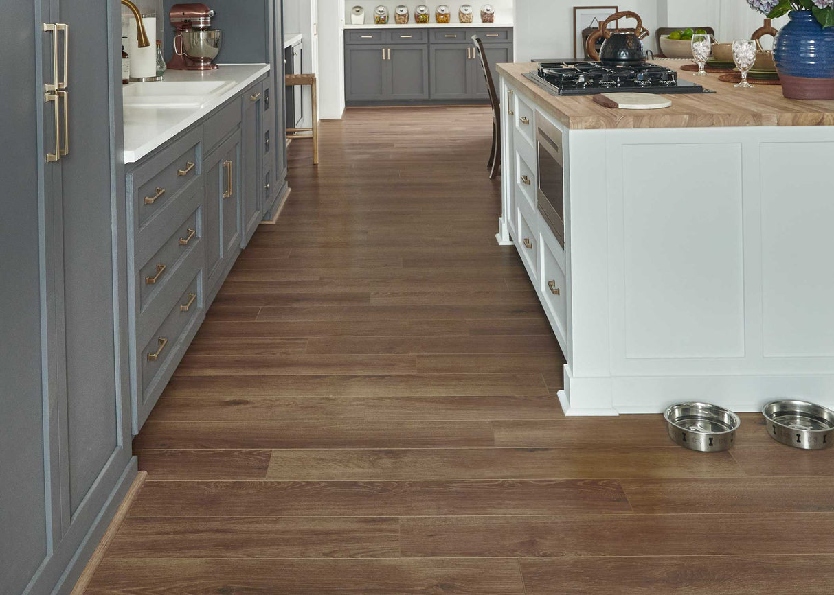 8mm w/pad Hazelton Oak Water-Resistant Hybrid Resilient Flooring 6.97 in. Wide x 50.79 in. Long