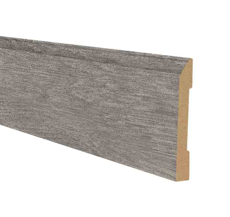 Night Heron Oak Hybrid Resilient 3.25 in wide x 7.5 ft Length Baseboard