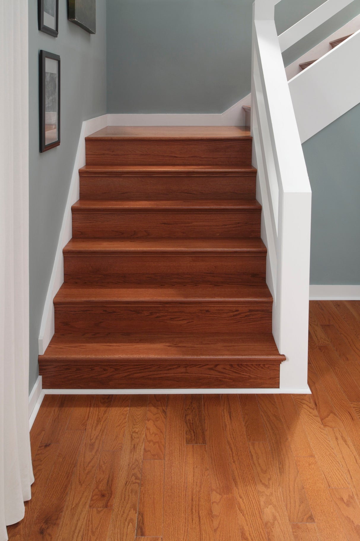 3/4 in. Classic Gunstock Oak Prefinished Solid Hardwood Flooring 3.25 in. Wide
