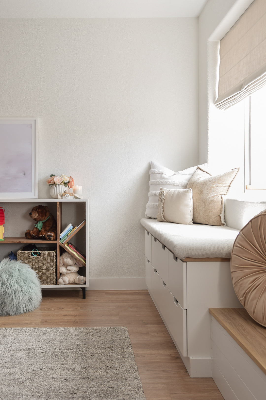 9mm w/pad Bay Bridge Oak Water-Resistant Hybrid Resilient Flooring 7.56 in. Wide x 50.63 in. Long