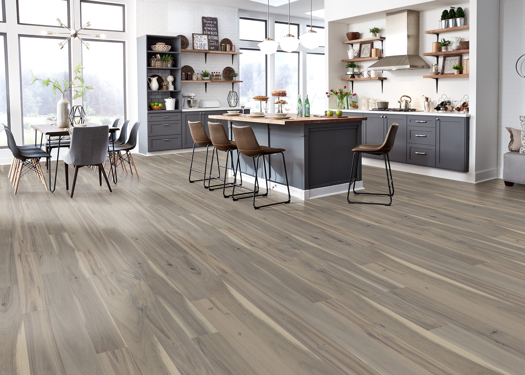 Flex Vinyl Plank 5/8 in x 2-1/4 in x 12 ft Maple Reducer – Lumber