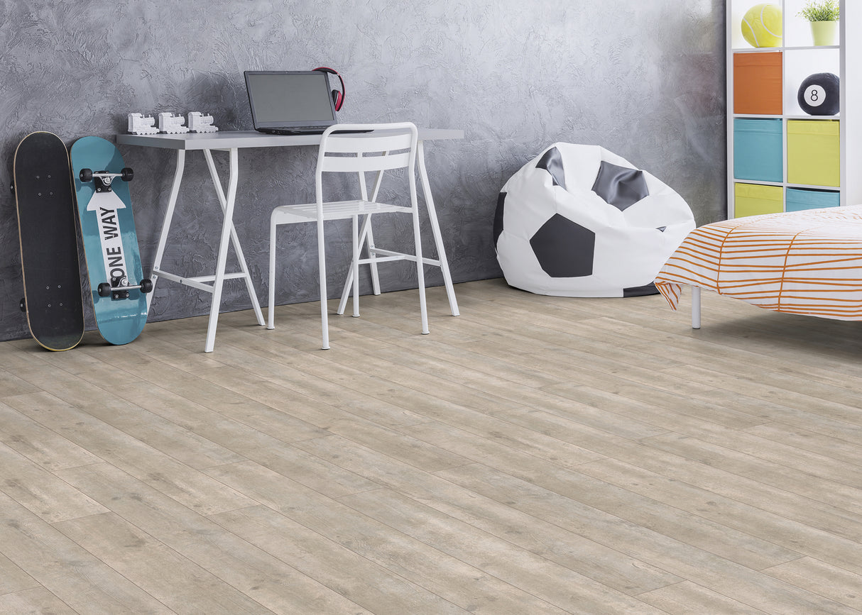 8mm Goss Abbey Oak Laminate Flooring - As-Is - Stack Out - 307.71 Sq. Ft.