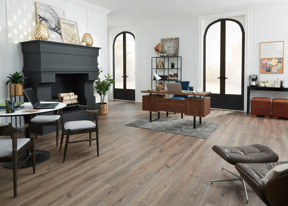 9mm w/pad Sagrada Bridge Oak Water-Resistant Hybrid Resilient Flooring 7.6 in. Wide x 50.63 in. Long