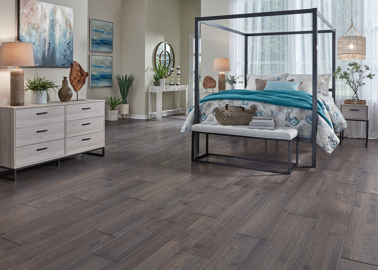 3/4 in. West Hampton Prefinished Solid Oak Hardwood Flooring 8.5 in. Wide
