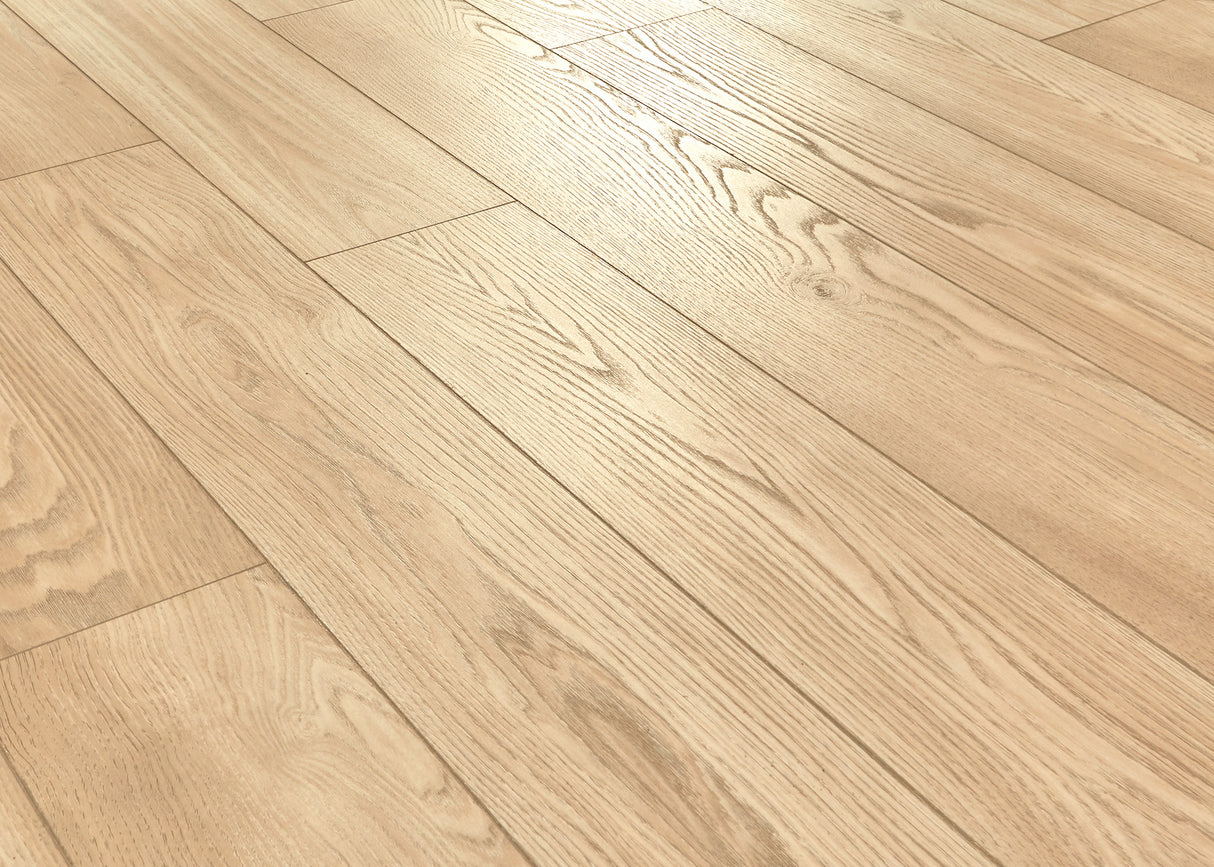 14mm w/ 2mm pad Lantern Glow Chestnut Water-Resistant Laminate Flooring 7.48 in. Width x 50.6 in. Length