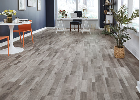 10mm Shelter Bay Oak w/ pad Water-Resistant Laminate Flooring 8.03 in. Wide x 47.64 in. Length