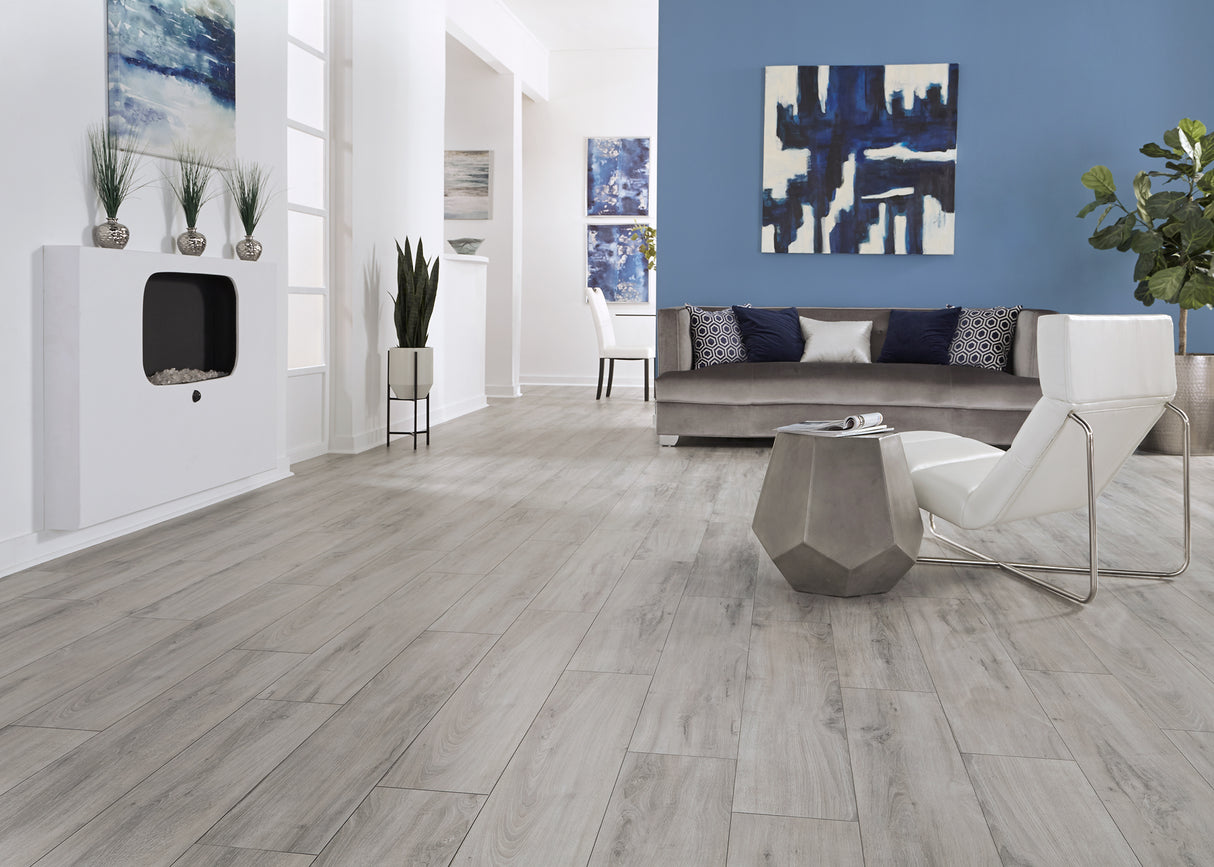 12mm Nottingham Oak w/ pad Water-Resistant Laminate Flooring - Sample
