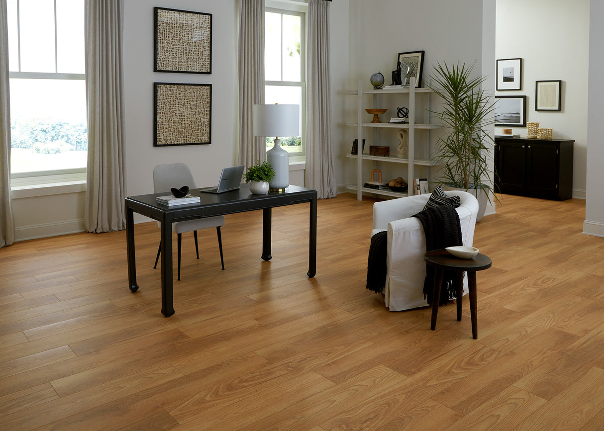 9mm w/pad Red Oak Water-Resistant Hybrid Resilient Flooring - Sample