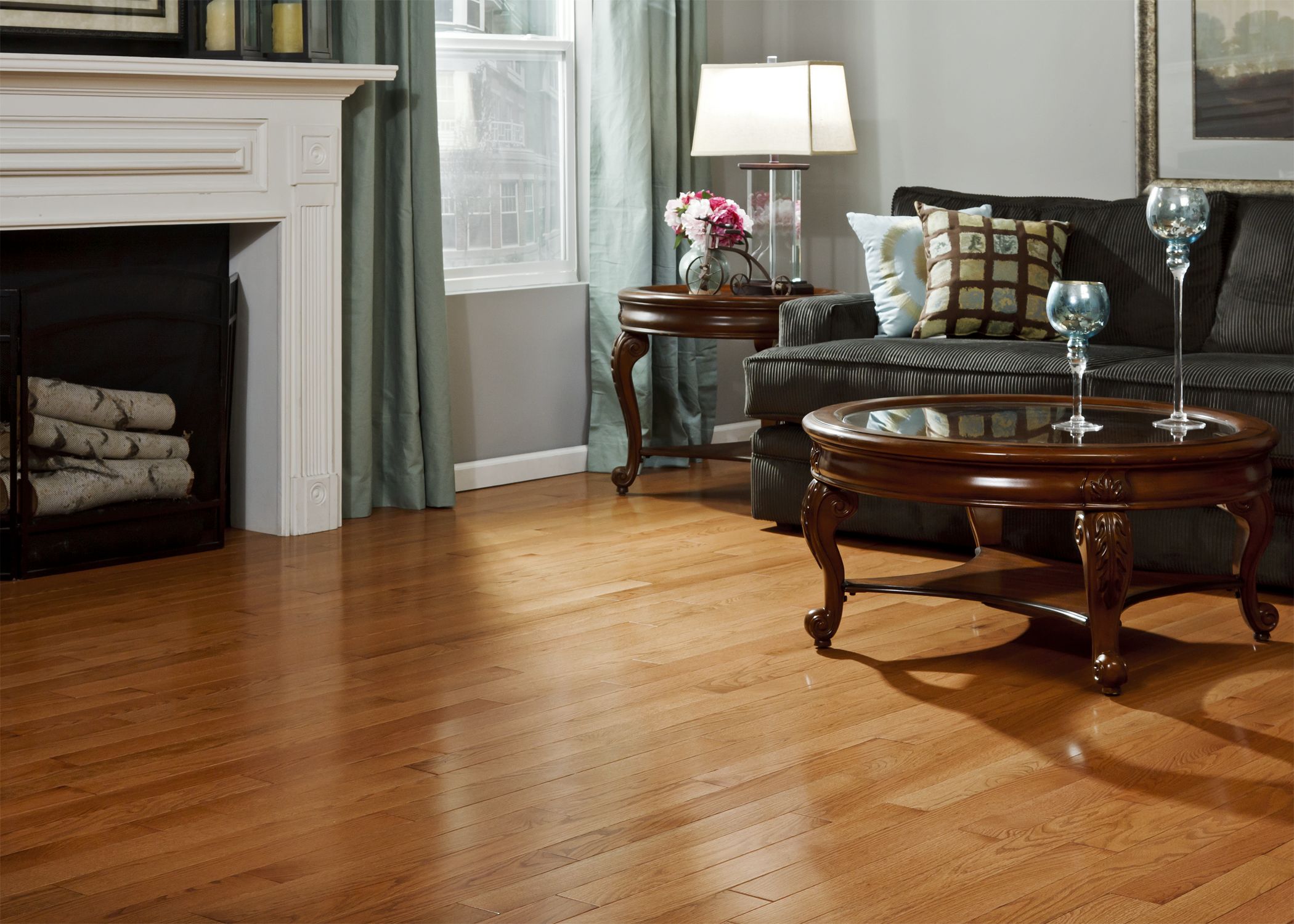3/4 in. Classic Gunstock Oak Prefinished Solid Hardwood Flooring