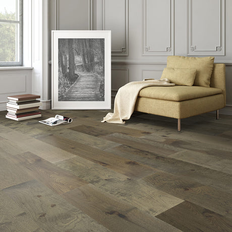 1/2 In Blue Ridge Hickory Prefinished Engineered Hardwood Flooring 7.4 In. Wide